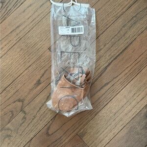 Capezio Women's Hanami Pirouette Ballet Flat - never worn